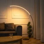 Lampadaire Arc Moderne – Design Élégant & Éclairage LED