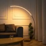 Lampadaire Arc Moderne – Design Élégant & Éclairage LED