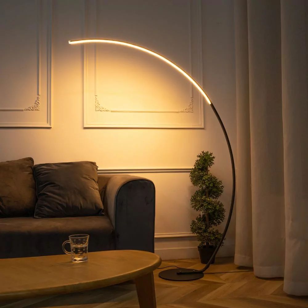 Lampadaire Arc Moderne – Design Élégant & Éclairage LED
