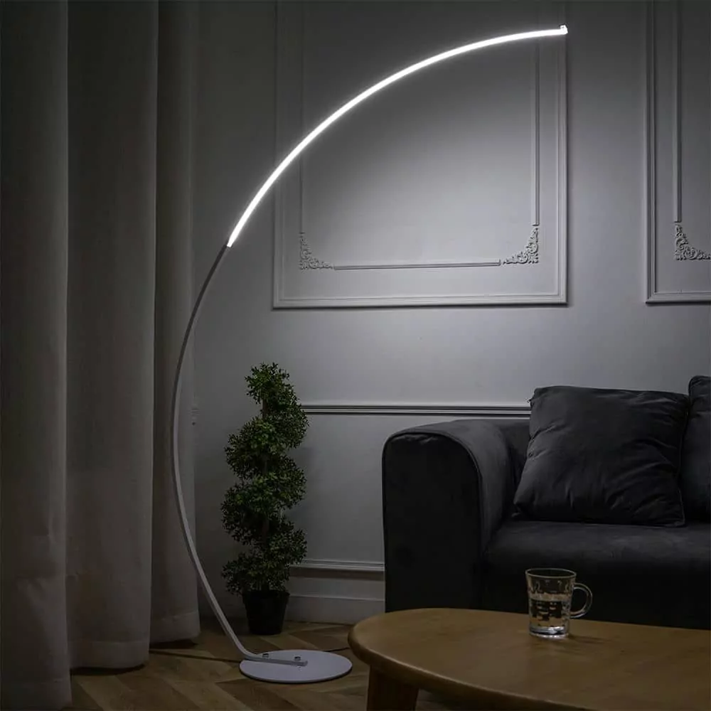 Lampadaire Arc Moderne – Design Élégant & Éclairage LED