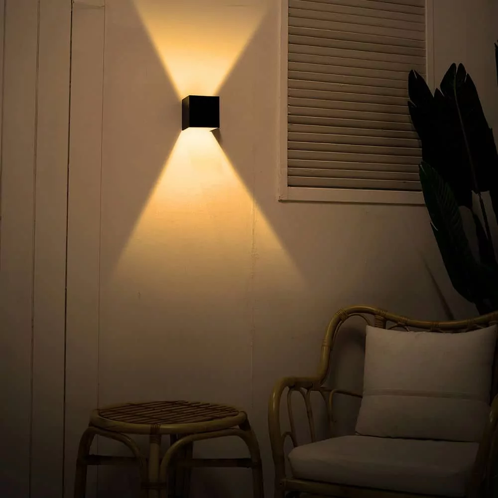 Applique Murale Cube - Éclairage LED Design pour Intérieur et Extérieur