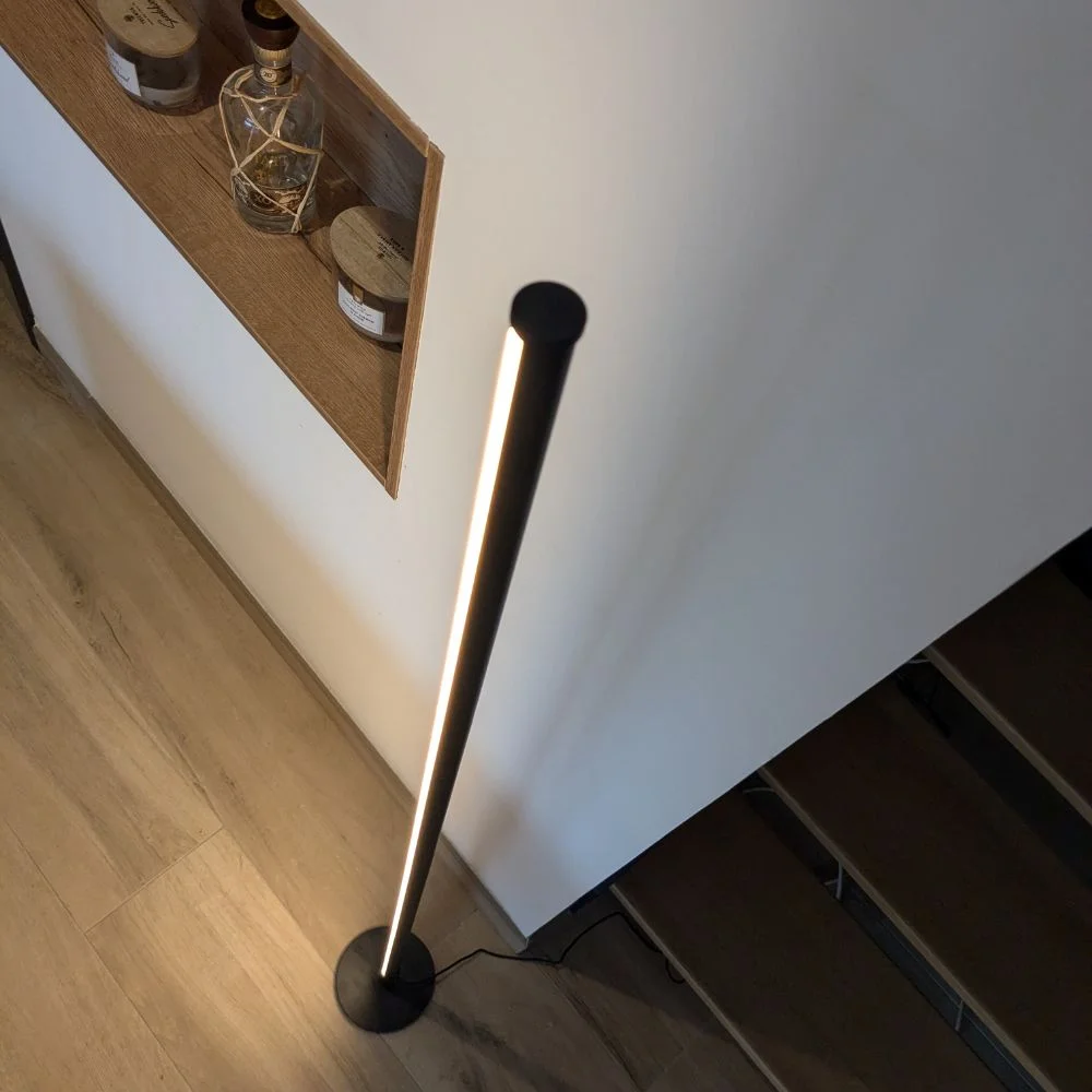 Lampadaire Halo - Éclairage LED - Minimaliste pour Salon ou Bureau