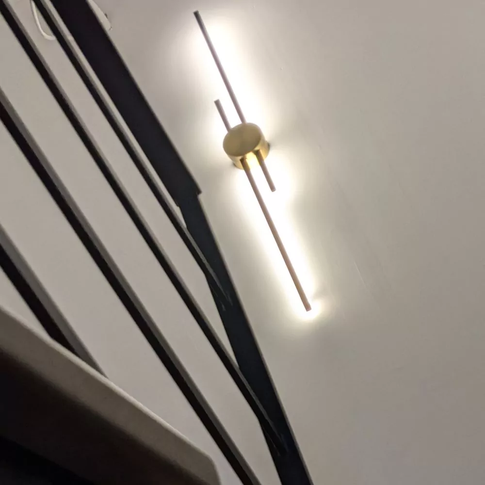 Applique Murale LED Elda - Lampe LED Design Minimaliste pour Intérieur Moderne